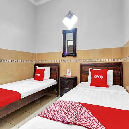 Hotel Oyo 90695 Srikandi Nologaten Jogyakarta Zewnętrze zdjęcie