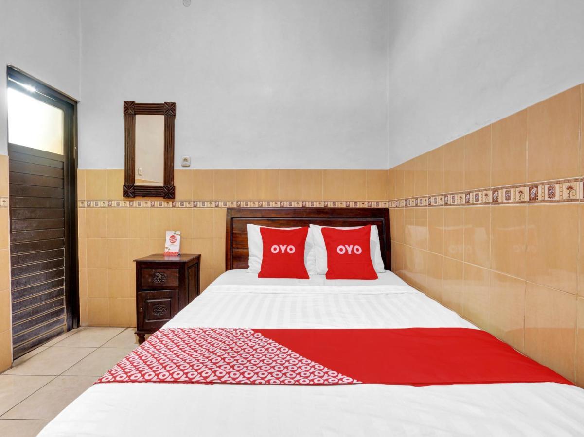 Hotel Oyo 90695 Srikandi Nologaten Jogyakarta Zewnętrze zdjęcie