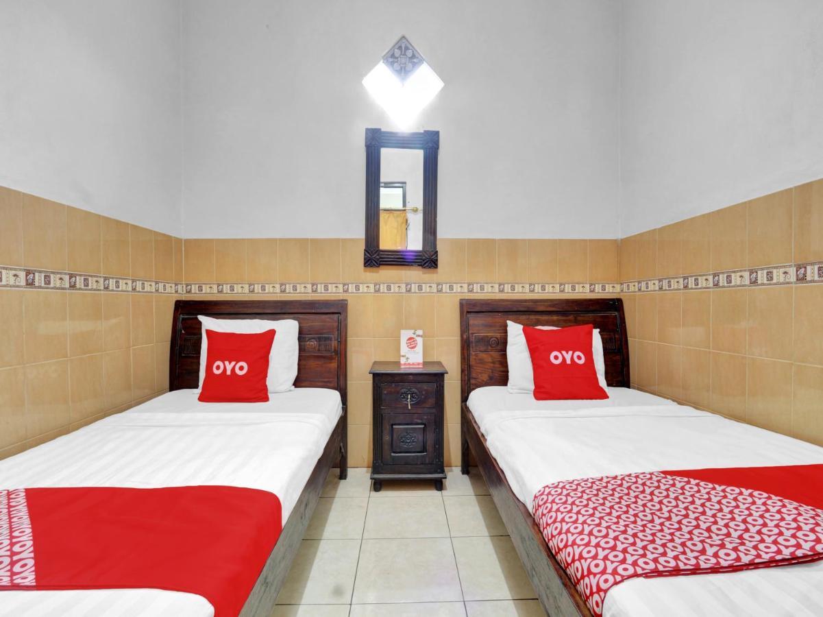 Hotel Oyo 90695 Srikandi Nologaten Jogyakarta Zewnętrze zdjęcie